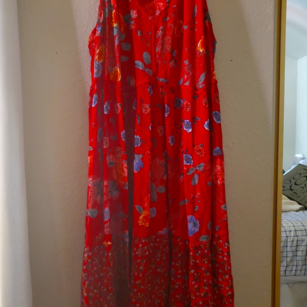 Beautiful dress by Bila XL